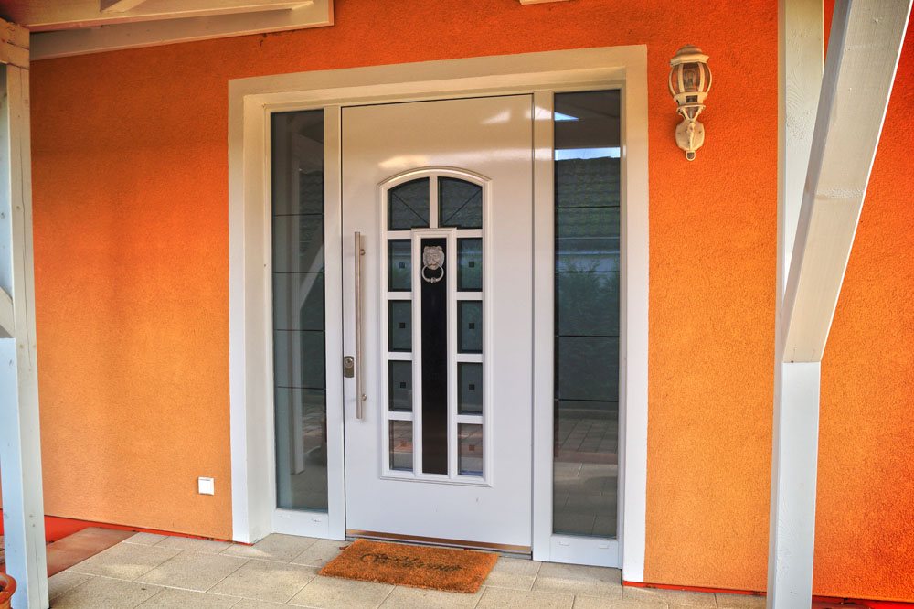 Inotherm Haustür in weiß